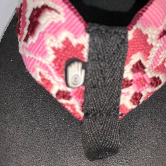 Teva Women's Mush Thong Sandals Pink, Red Floral Size 8 - Picture 3 of 7